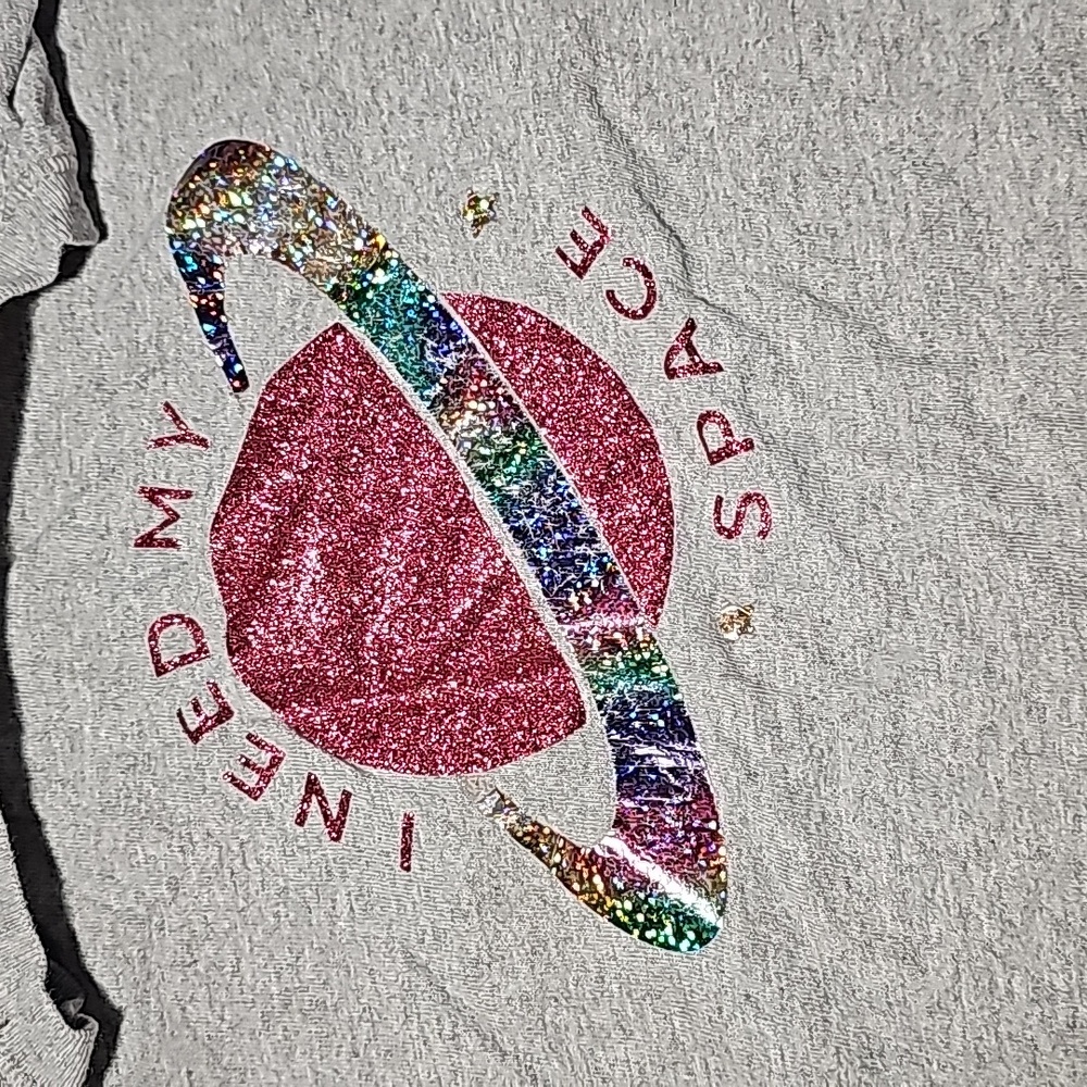 Custom tee - Picture 2 of 2